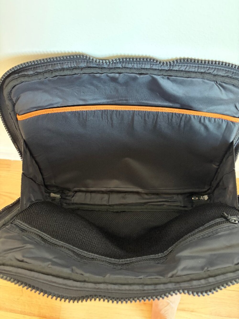 MZ Wallace 14" Metro Tech Sleeve Black - Picture 4 of 8